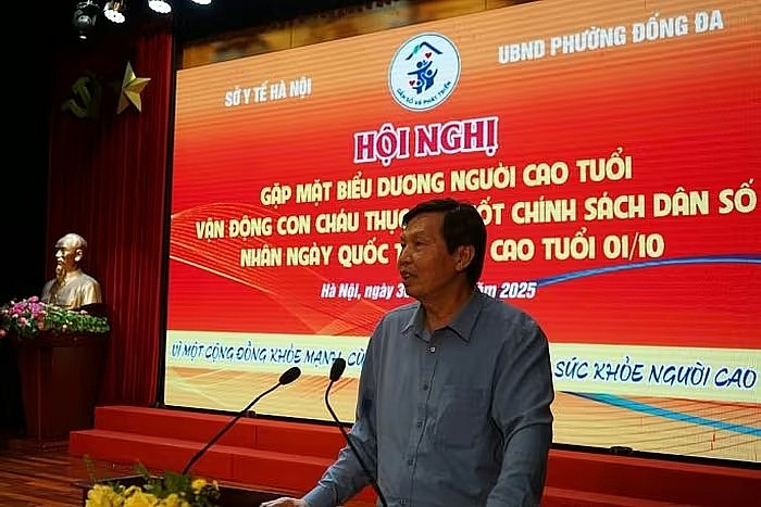 TS.BS Trần Văn Chung, Phó Giám đốc Sở Y tế Hà Nội phát biểu tại hội nghị.