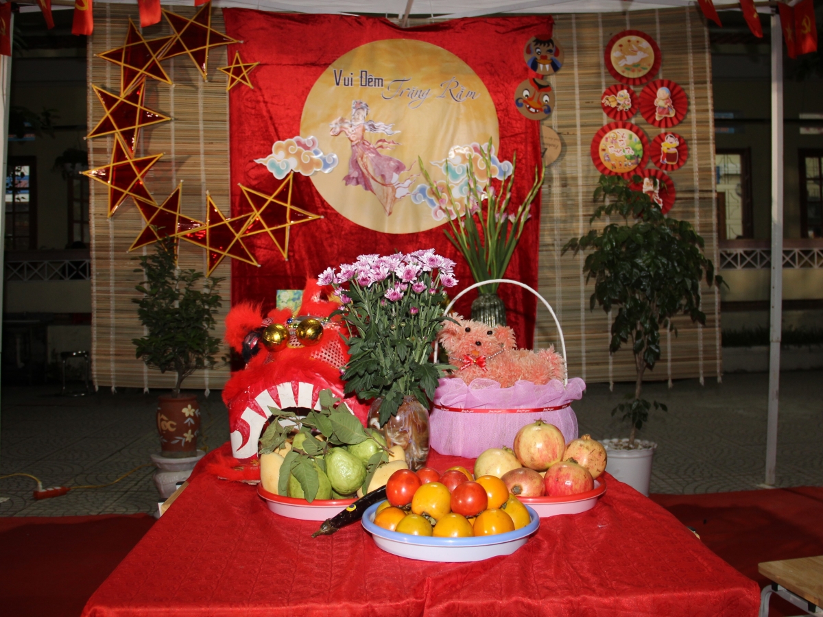 Trường Tiểu học Kiền Bái: “Vui hội trăng rằm” rộn ràng sắc màu tuổi thơ