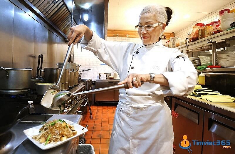 Nghề dầu bếp: Chọn cách sống trọn vẹn hơn cho tuổi già