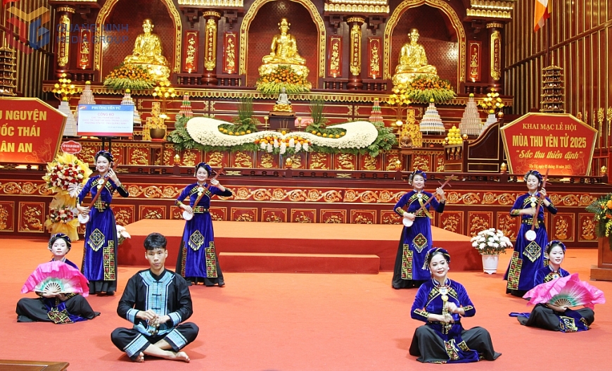              Một tiết mục văn nghệ trong Lễ khai mạc   lễ hội  mùa thu Yên Tử 2025