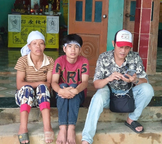 Xót thương hoàn cảnh cháu Bính anh Lại Văn Lực đã kêu gọi khán giả yêu thích kênh ủng hộ cháu bính 26 triệu đồng