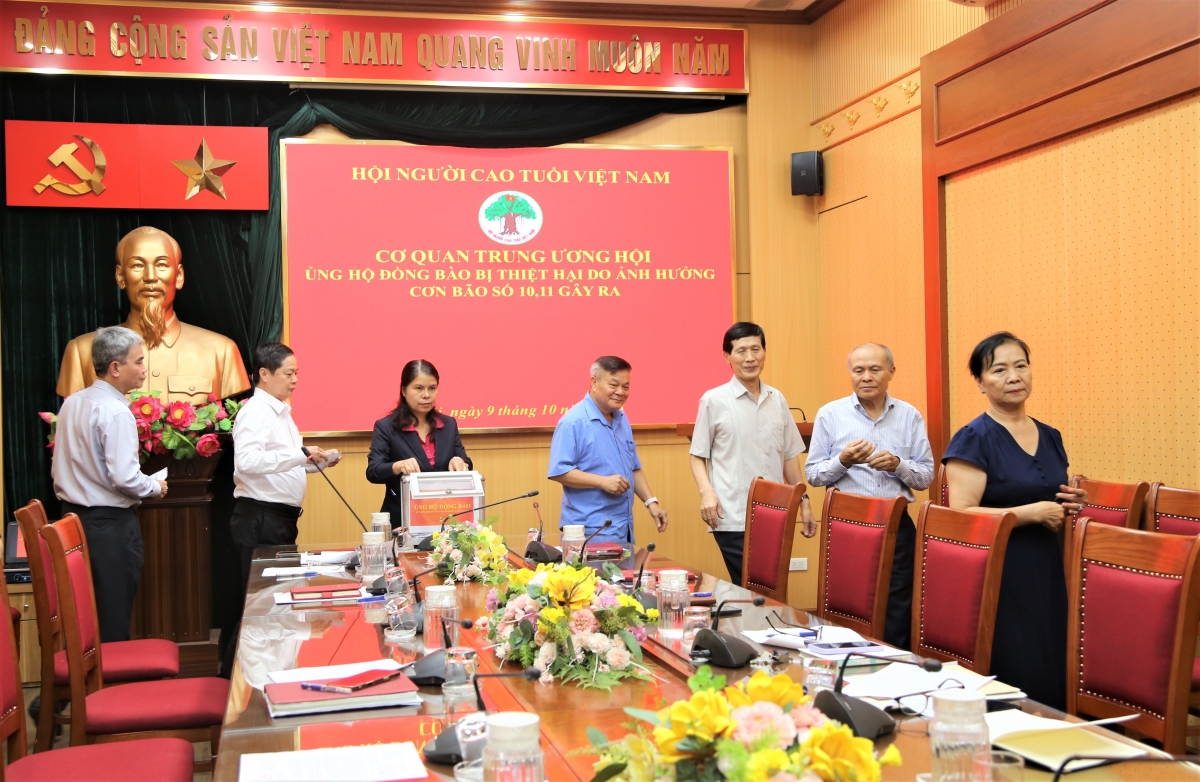 Phát huy truyền thống nhân ái, sẻ chia cùng đồng bào vùng bão lũ