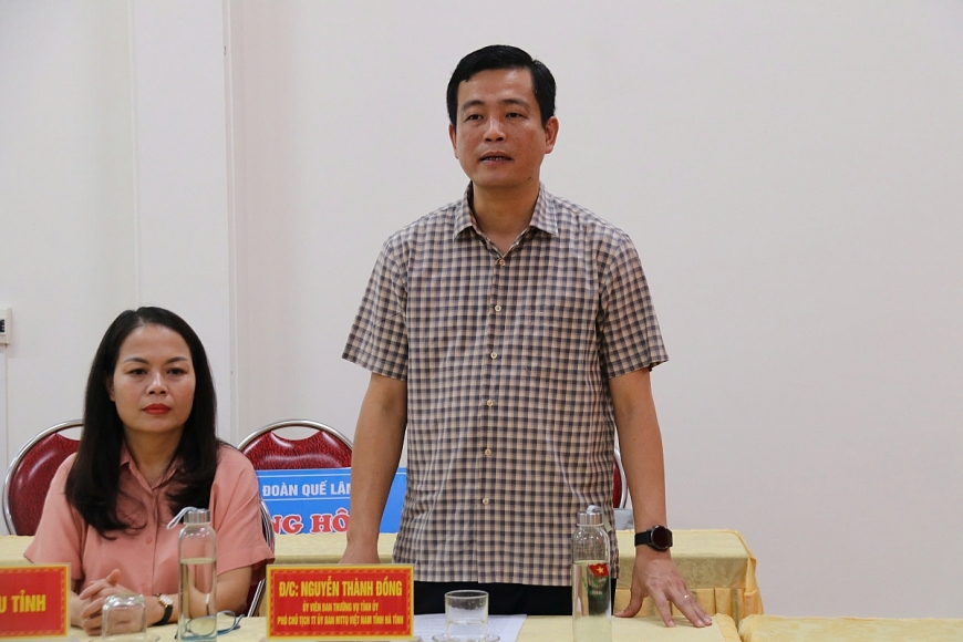 Hội Người cao tuổi Việt Nam trao 600 triệu cho hội viên và người dân bị ảnh hưởng bởi bão số 10