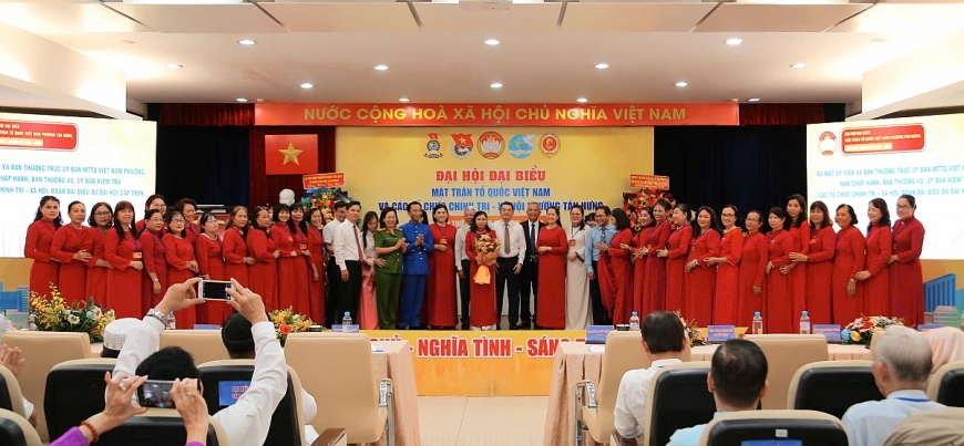 Ra mắt Ban chấp hành Hội Liên hiệp Phụ nữ