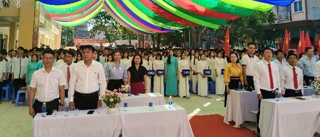 Đẩy mạnh chất lượng giảng dạy văn hóa và đào tạo nghề cho học sinh