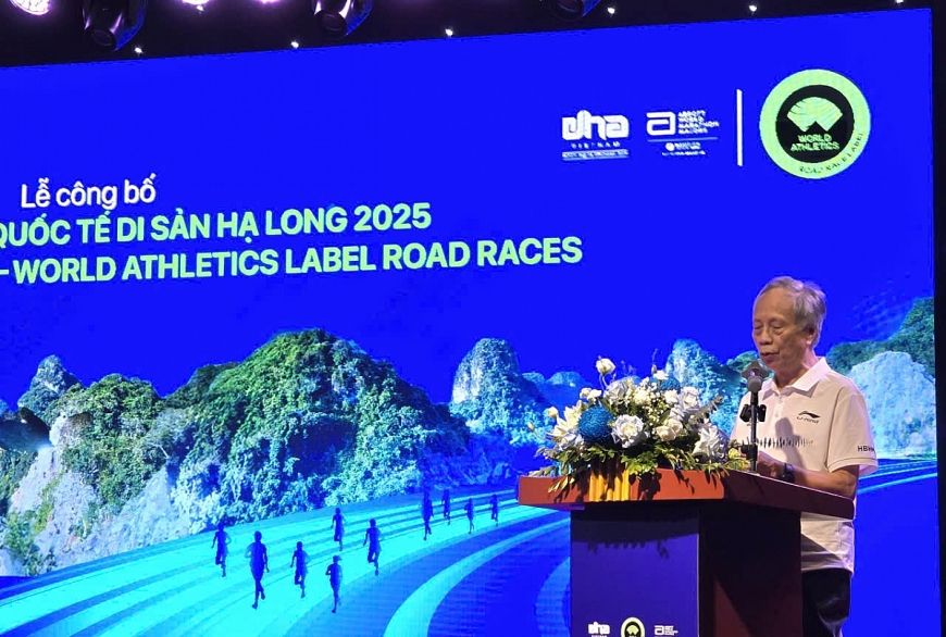 Phó Giáo sư, Tiến sĩ Nguyễn Trí, Tổng Giám đốc Công ty DHA Việt Nam phát biểu tại lễ công bố