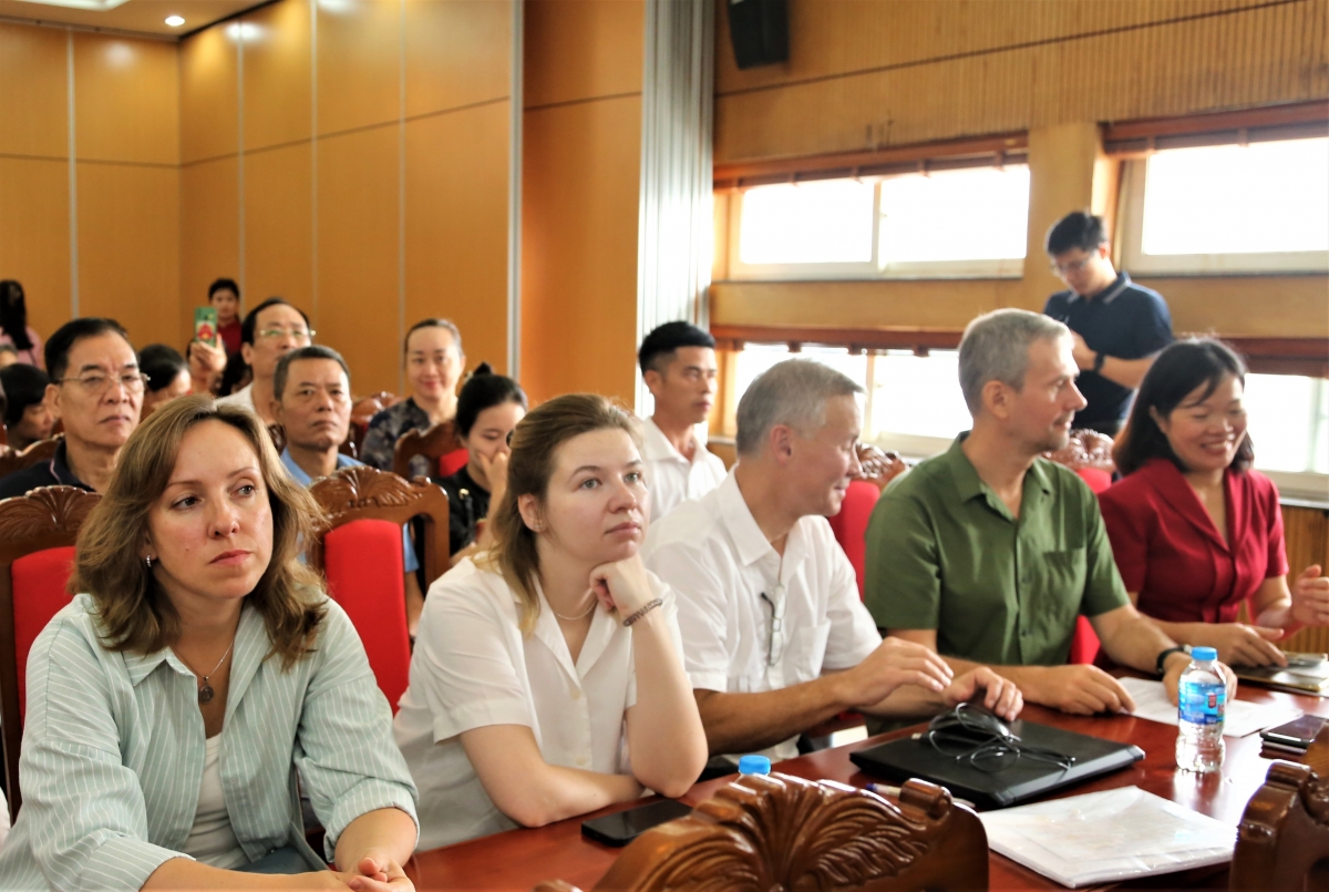 Hướng tới chăm sóc sức khỏe cộng đồng bằng công nghệ tiên tiến