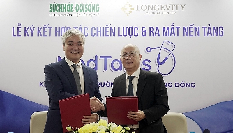 Đại diện hai đơn vị kí kết hợp tác