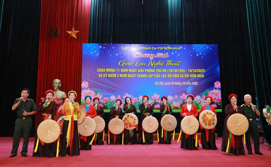 Nghệ nhân cao tuổi Lê Cần, người truyền dạy quan họ cho mai sau