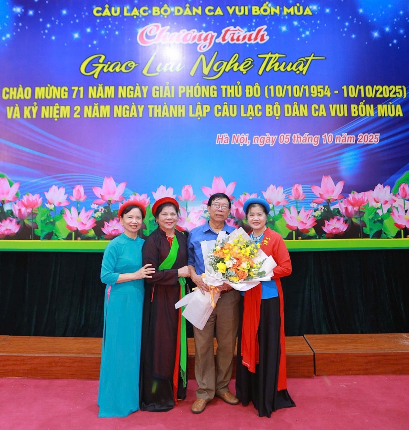 Nghệ nhân cao tuổi Lê Cần, người truyền dạy quan họ cho mai sau