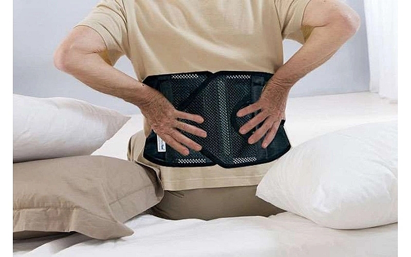 Đai hỗ trợ cột sống, khớp gối  “người bạn đồng hành” của NCT