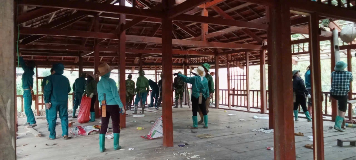 Dựng lại nhà thôn để bà con bị di dời có chỗ ở tạm ở tạm ở Côn Minh- Thái Nguyên