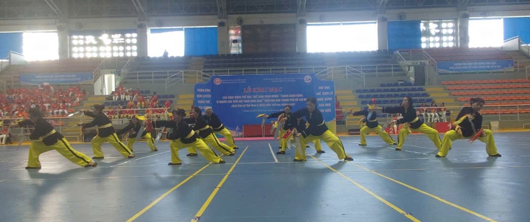 TP.HCM: Gần 1.000 người cao tuổi tham gia đồng diễn thể dục dưỡng sinh