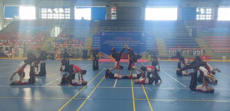 TP.HCM: Gần 1.000 người cao tuổi tham gia đồng diễn thể dục dưỡng sinh