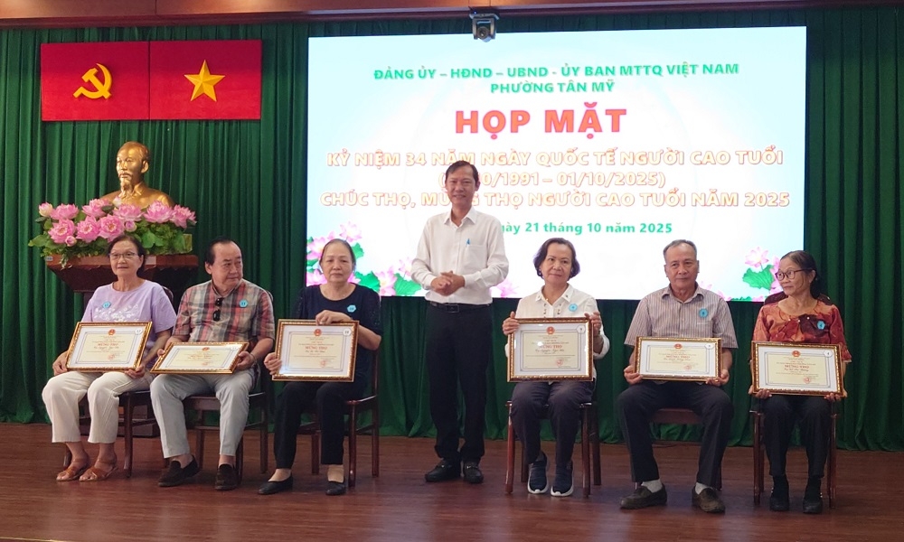 Phường Tân Mỹ, TP. Hồ Chí Minh: Tri ân, tôn vinh người cao tuổi, lan tỏa đạo lý “Uống nước nhớ nguồn”