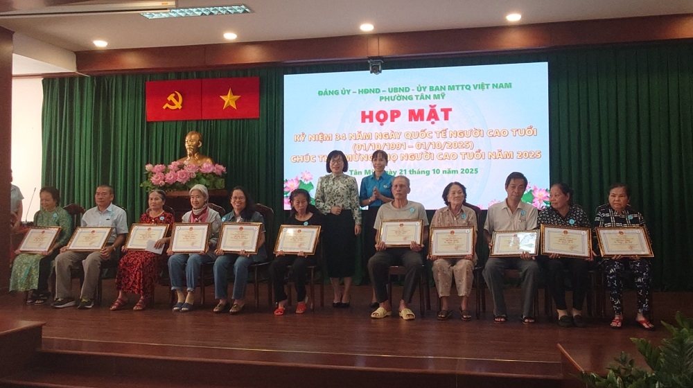 Phường Tân Mỹ, TP. Hồ Chí Minh: Tri ân, tôn vinh người cao tuổi, lan tỏa đạo lý “Uống nước nhớ nguồn”