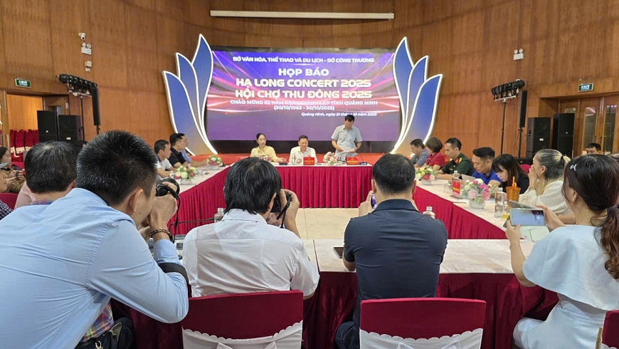 Toàn cảnh buổi họp báo