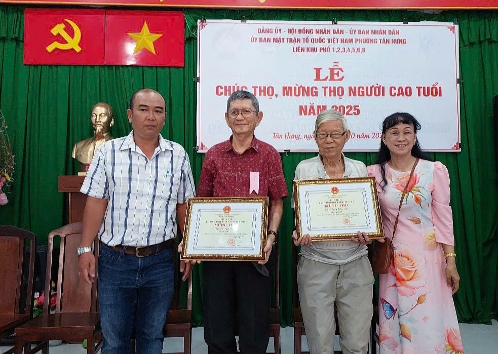 Phường Tân Hưng, TP. Hồ Chí Minh chúc thọ, mừng thọ người cao tuổi năm 2025