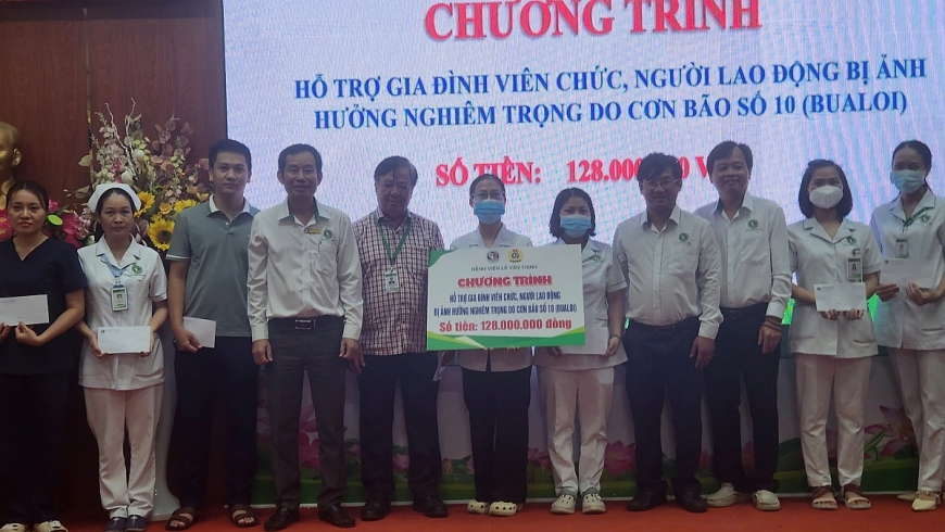 128 triệu đồng, được phân bổ trực tiếp cho 32 gia đình nhân viên bệnh viện có người thân bị ảnh hưởng bởi lũ lụt