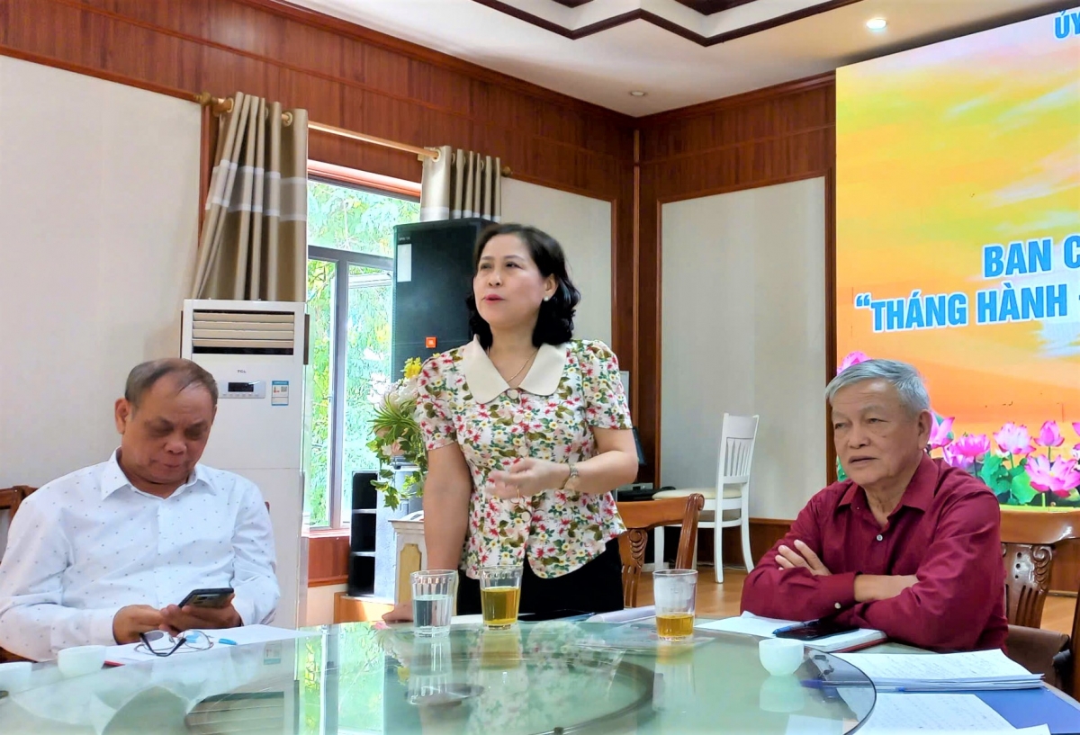 Bà Trương Thị Hợp, Phó Chủ tịch Hội NCT tỉnh phát biểu