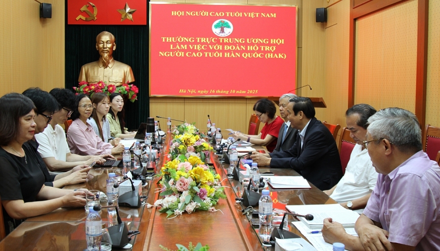 Tăng cường trao đổi kinh nghiệm chăm sóc NCT giữa Việt Nam và Hàn Quốc