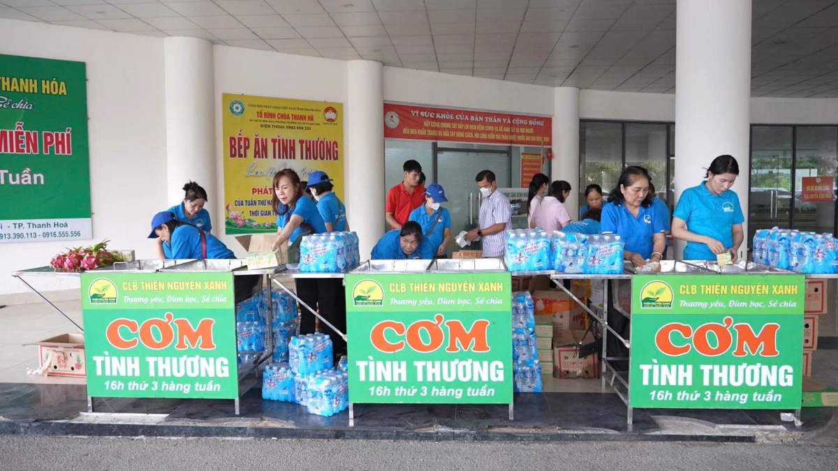 “Thiện nguyện Xanh” tặng 850 suất ăn miễn phí cho bệnh nhân mỗi tuần tại Thanh Hóa