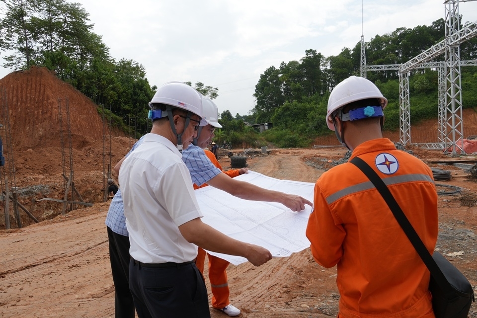 Điện lực Lào Cai tiên phong trong phát triển đồng bộ hóa hạ tầng lưới điện
