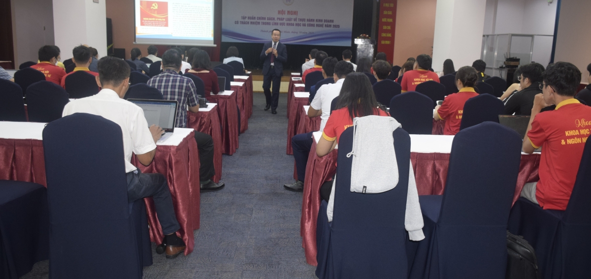 Quang cảnh Hội nghị tập huấn về thực hành kinh doanh có trách nhiệm do Bộ Khoa học và Công nghệ tổ chức tại TP.HCM năm 2025