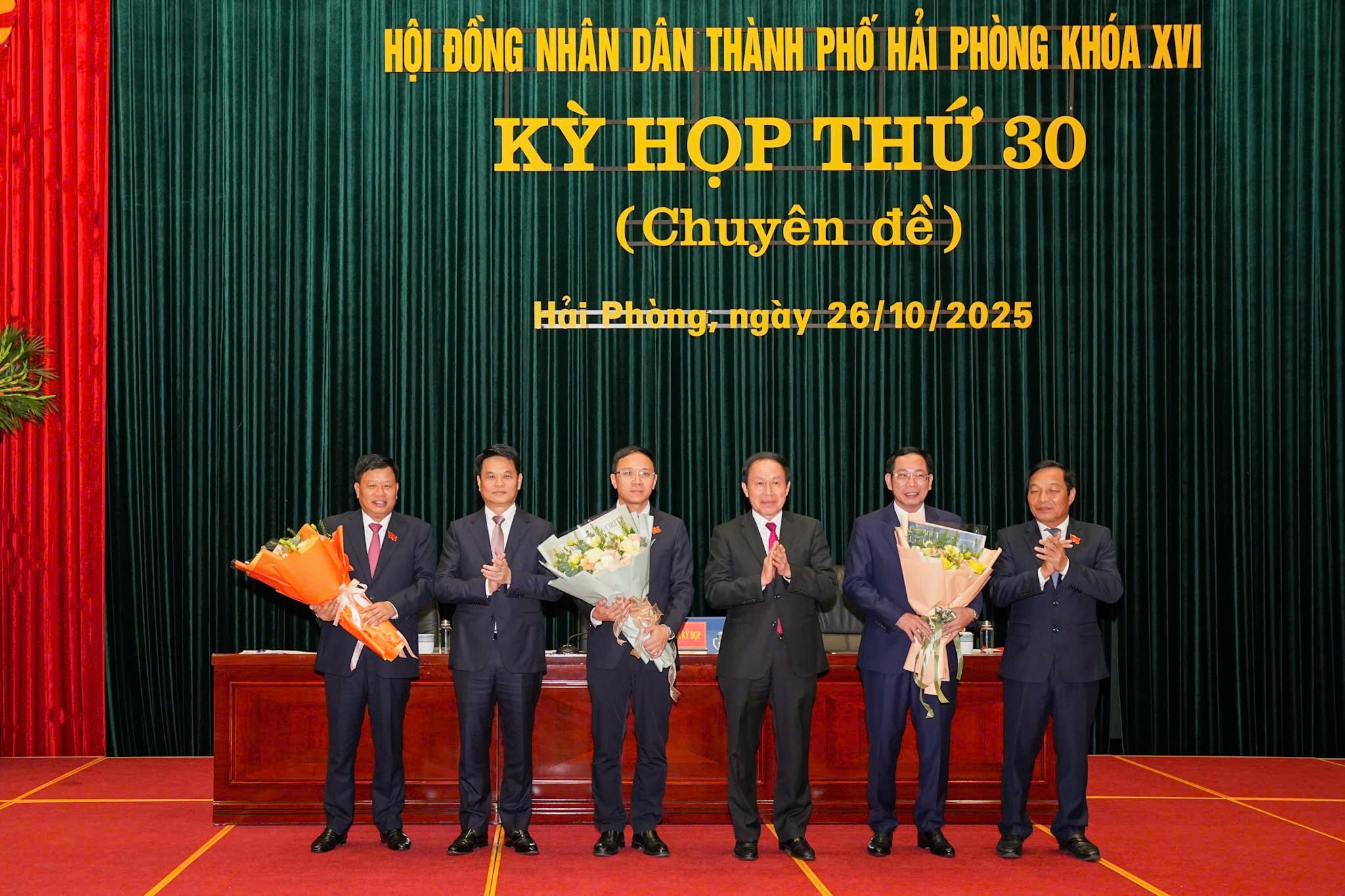 Hải Phòng có thêm hai Phó chủ tịch thành phố
