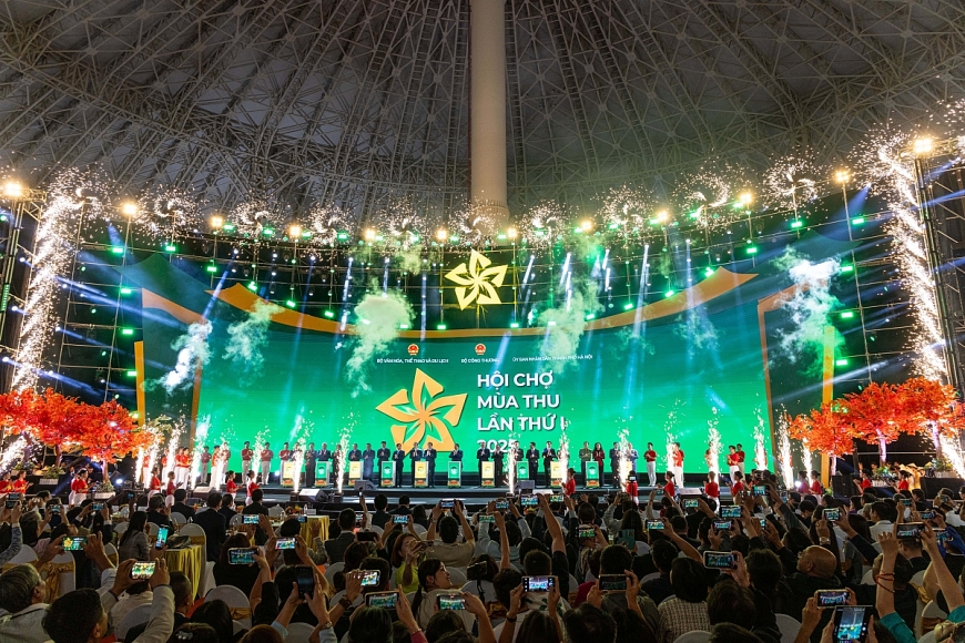Lễ khai mạc Hội chợ Mùa Thu lần thứ Nhất - 2025 tại Trung tâm Triển lãm Quốc gia (VEC)