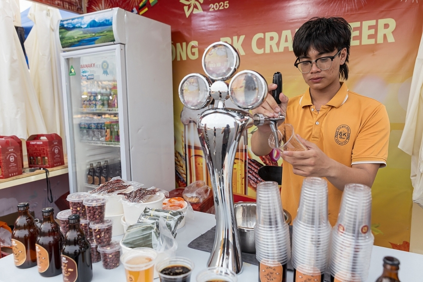 Hội chợ Mùa Thu 2025: Ăn ngon, chơi chất, chill tới bến