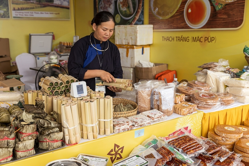 Hội chợ Mùa Thu 2025: Ăn ngon, chơi chất, chill tới bến