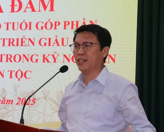 Ông Nguyễn Văn Đạt phát biểu