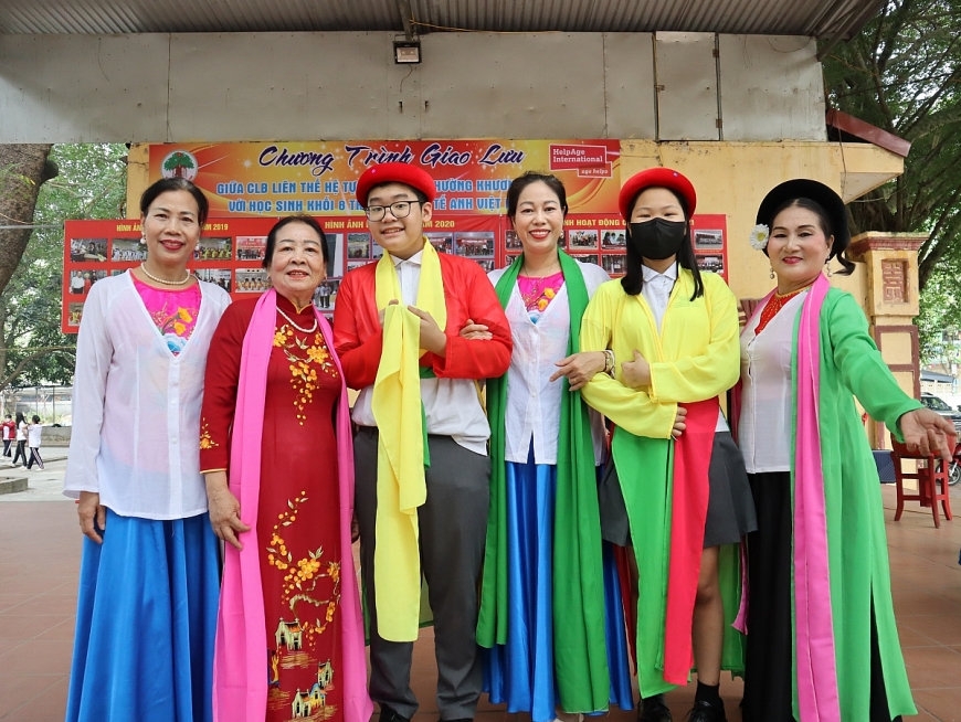 Câu lạc bộ Liên thế hệ Tự giúp nhau - Điểm tựa của người cao tuổi