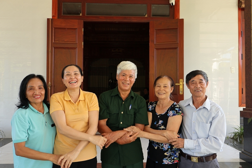 Câu lạc bộ Liên thế hệ Tự giúp nhau - Điểm tựa của người cao tuổi