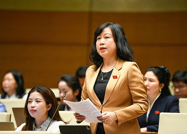 Bộ trưởng Bộ Y tế Đào Hồng Lan làm rõ, giải trình một số vấn đề đại biểu Quốc hội quan tâm