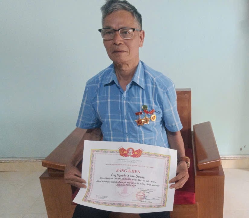 Cán bộ Chi hội Người cao tuổi gương mẫu, tận tâm với phong trào