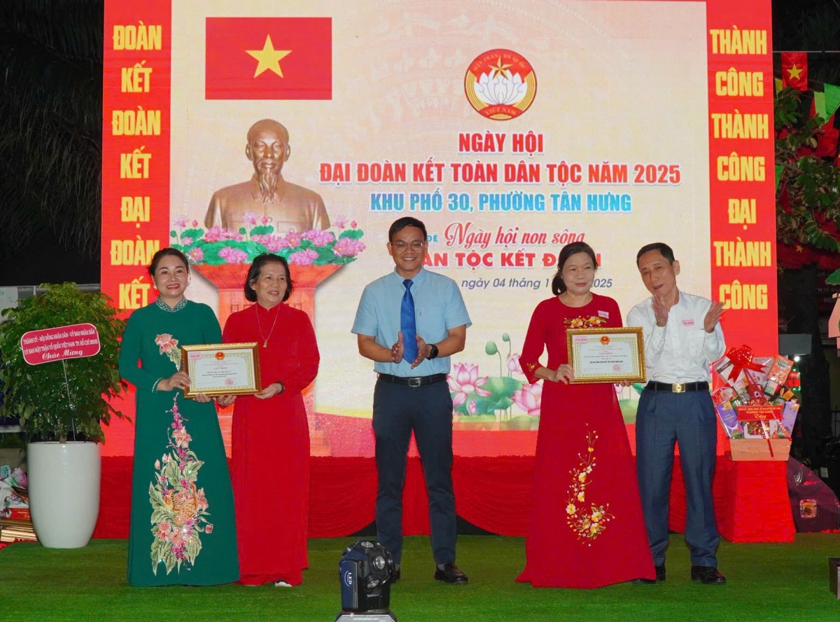 Lan tỏa tinh thần đại đoàn kết và chăm lo người cao tuổi