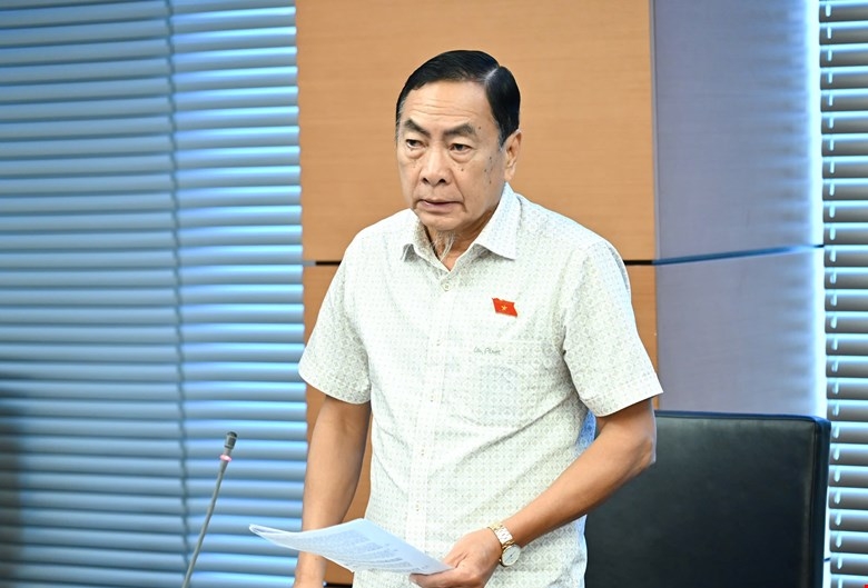 Đại biểu Phạm Văn Hòa cho rằng cần xử lý xây dựng trái phép, không thể phạt cho tồn tại.