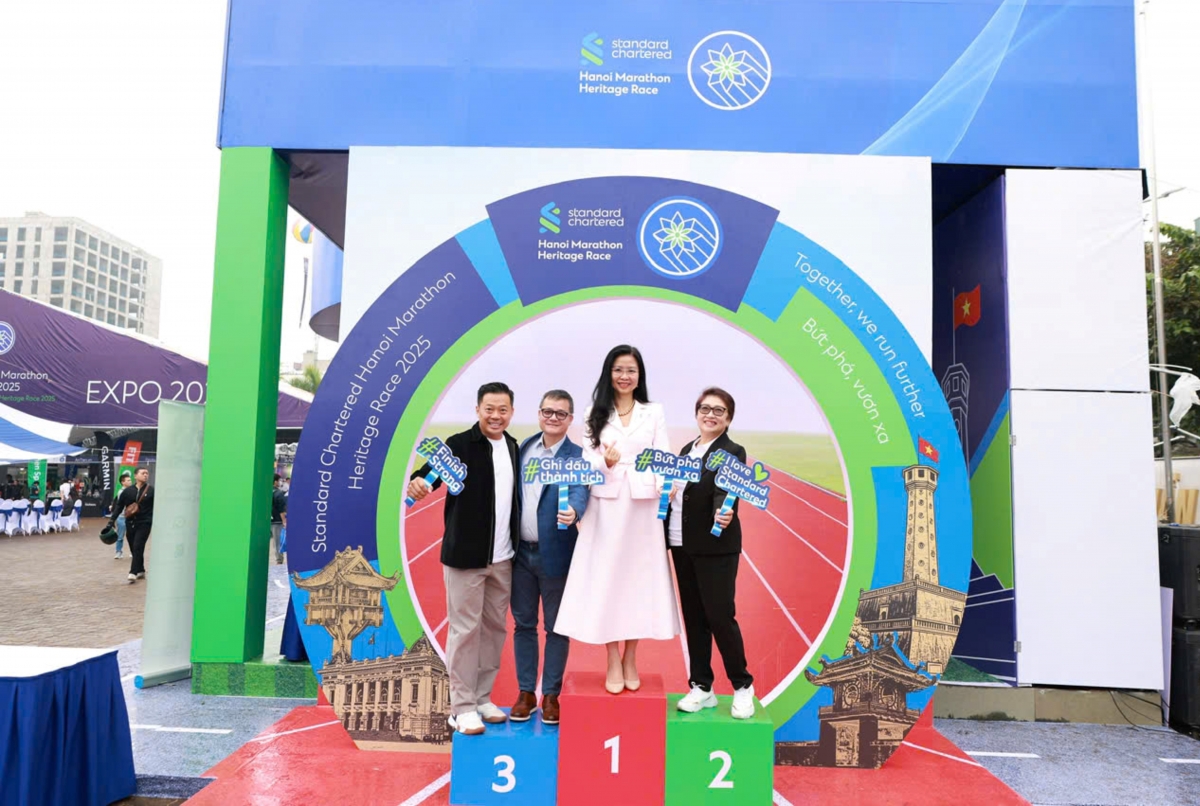 Gian hàng Standard  Chartered tại sự kiện