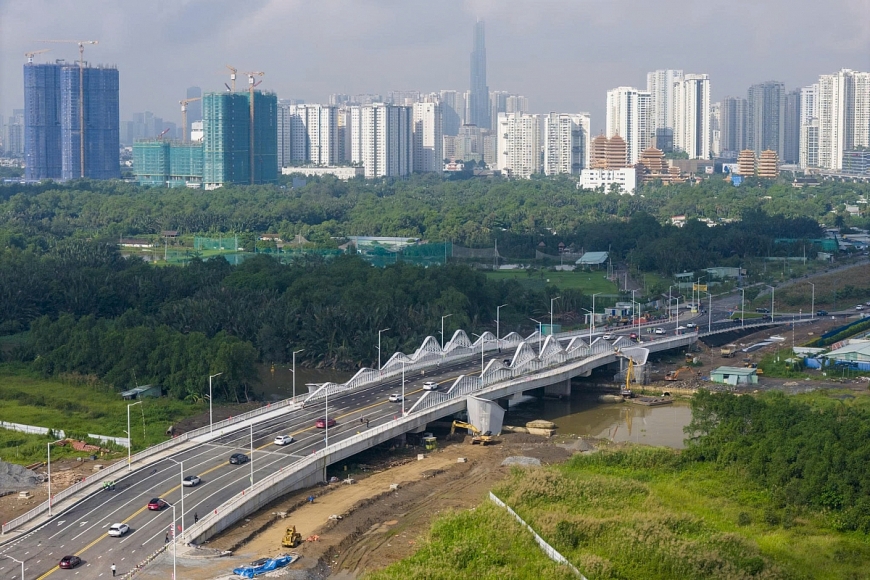 Sự kiện có ý nghĩa quan trọng trong việc hoàn thiện hạ tầng khu Đông, góp phần giải quyết bài toán giao thông cho người dân