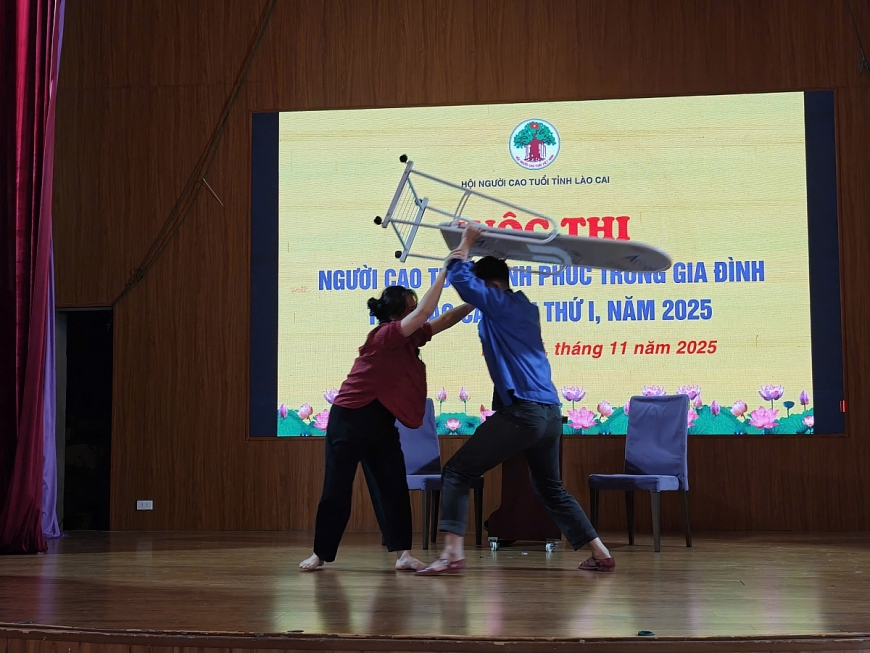 Lan tỏa thông điệp “Người cao tuổi hạnh phúc trong gia đình”