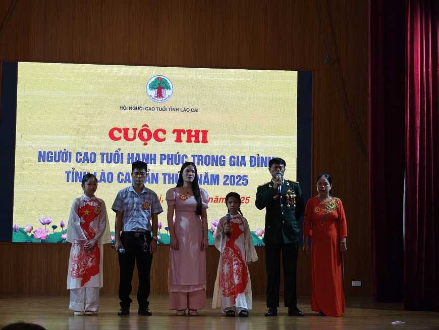 Lan tỏa thông điệp “Người cao tuổi hạnh phúc trong gia đình”