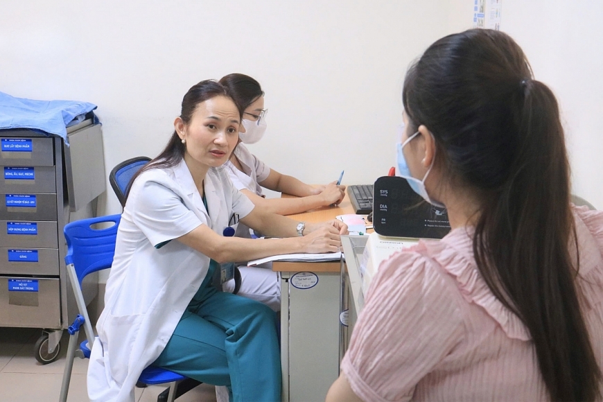 Các sản phụ được khám, tư vấn kỹ lưỡng từ các bác sĩ với chuyên môn cao của BVPSTW