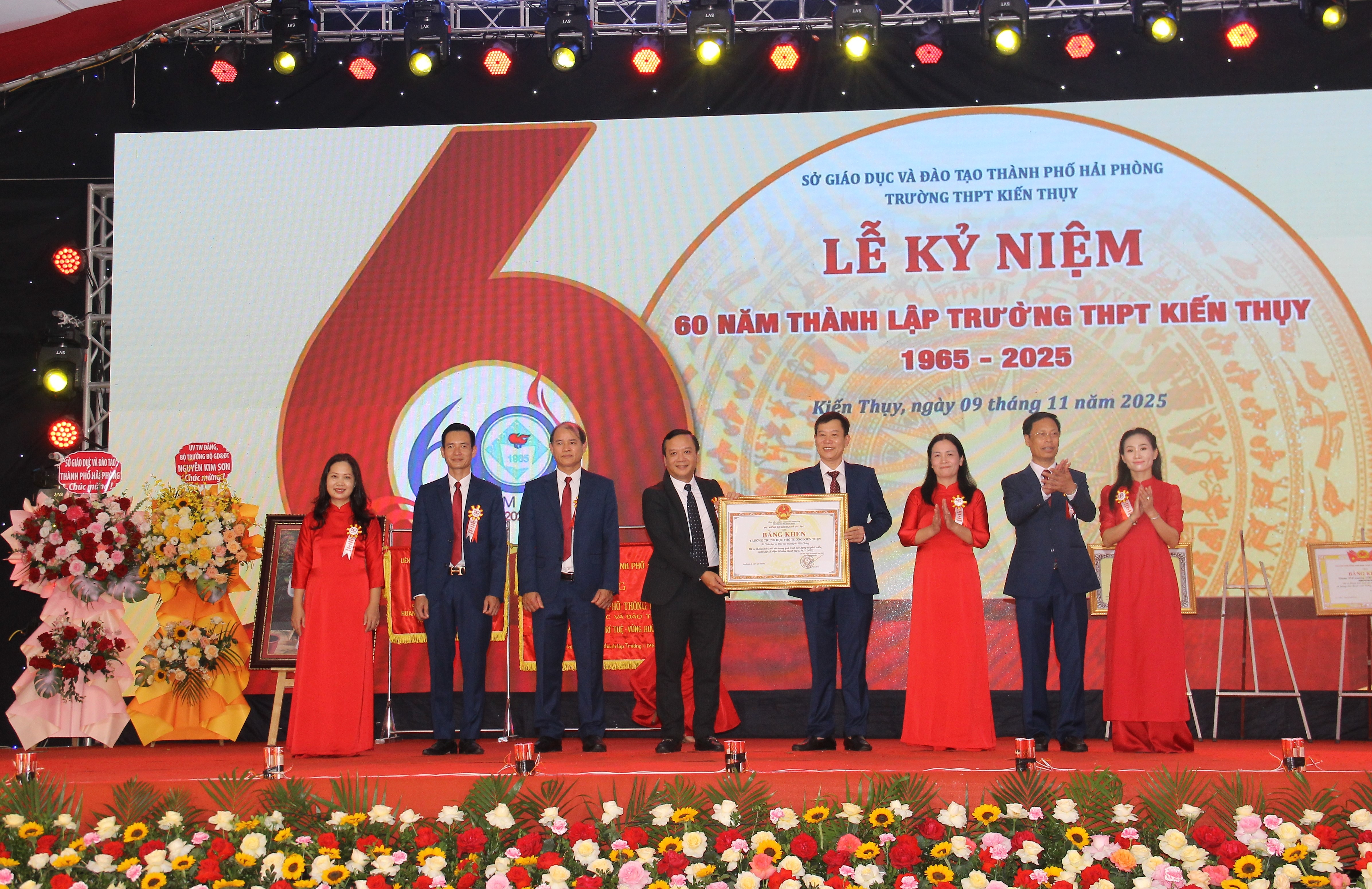 Trường THPT Kiến Thụy: Tự hào mái trường bên dòng Đa Độ