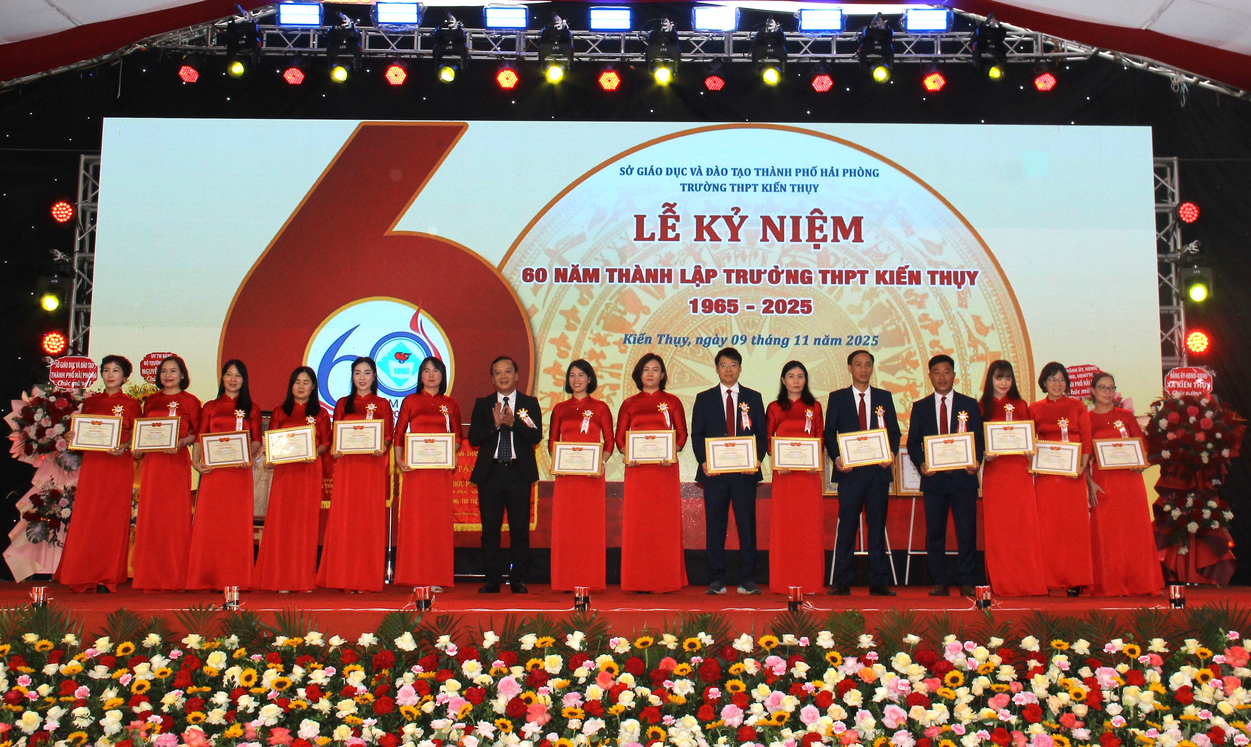 Trường THPT Kiến Thụy: Tự hào mái trường bên dòng Đa Độ