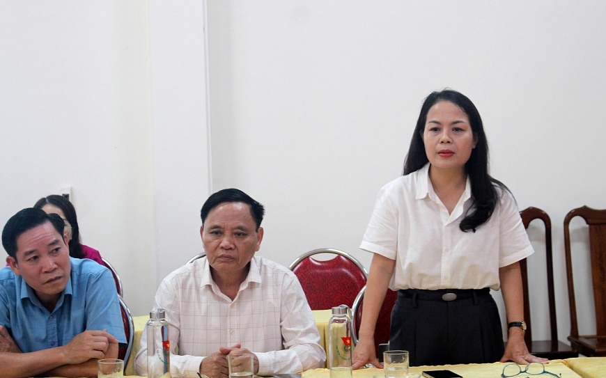 Bà Hà Thị Việt Ánh - Phó Chủ tịch Ủy ban MTTQ Việt Nam tỉnh Hà Tĩnh gửi lời cảm ơn tới Hội Người cao tuổi Việt Nam và UNFPA.