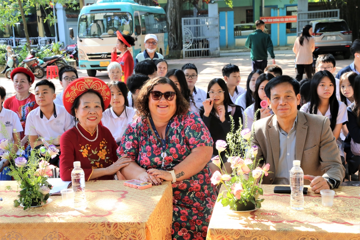 Gắn kết thế hệ và lan tỏa văn hóa Việt