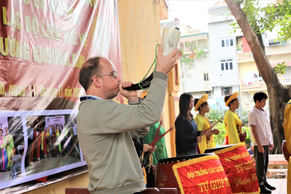 Gắn kết thế hệ và lan tỏa văn hóa Việt