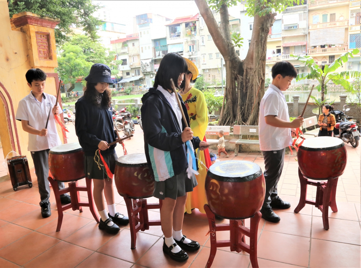 Gắn kết thế hệ và lan tỏa văn hóa Việt